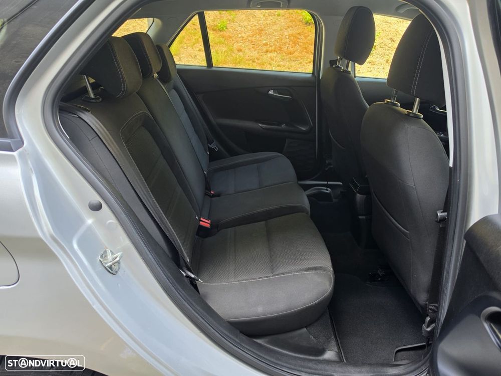 Fiat Tipo Station Wagon 1.6 M-Jet Lounge - 14