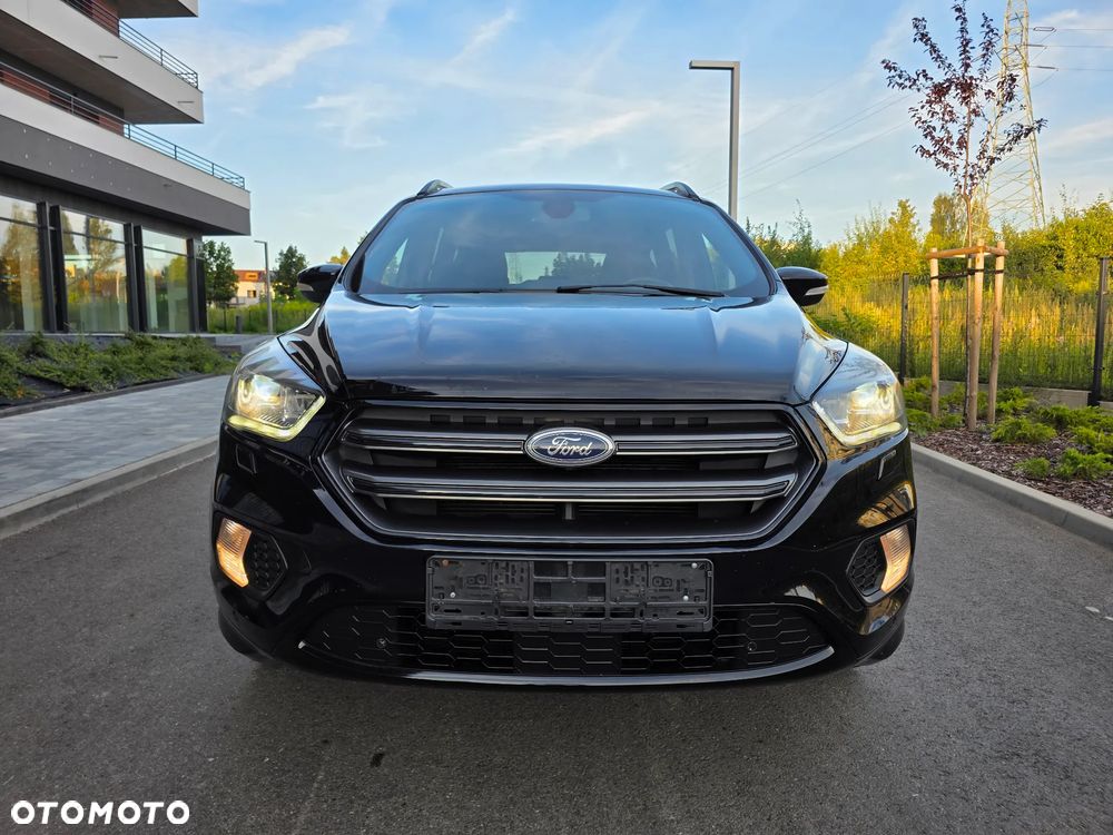 Ford Kuga 1.5 EcoBoost 2x4 ST-Line - 9
