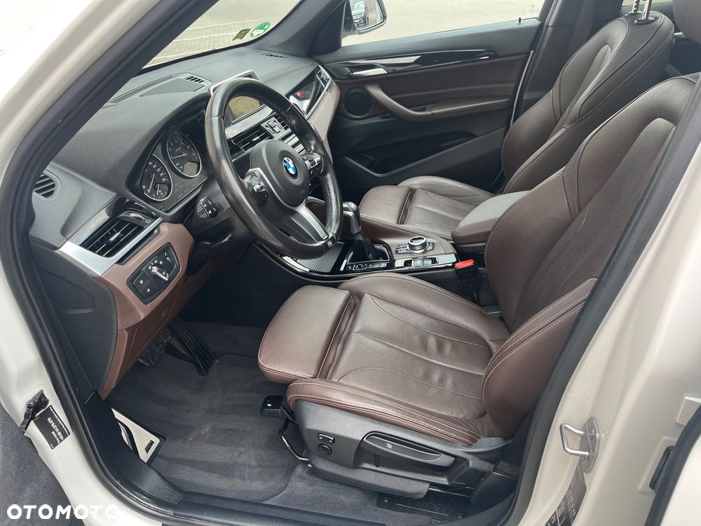 BMW X1 xDrive20i M Sport - 7