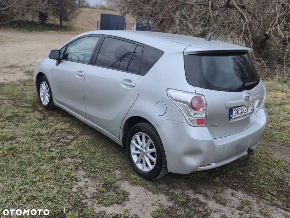 Toyota Verso 2.0 D-4D Sol plus 7os - 6