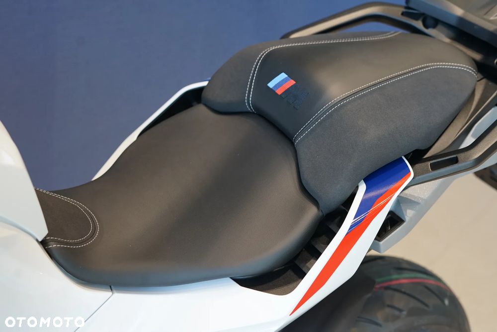 BMW XR - 20