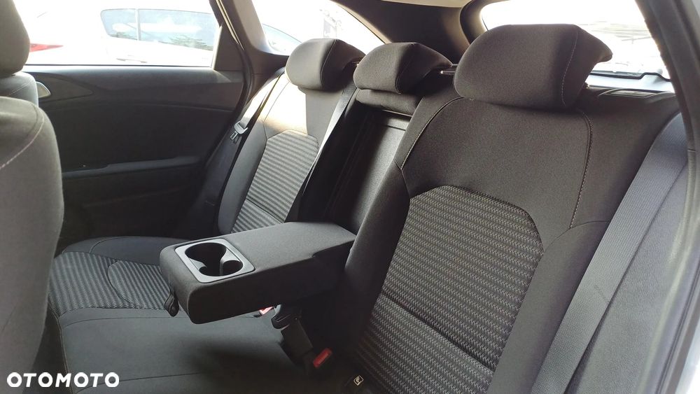 Kia Ceed 1.5 T-GDI M - 17