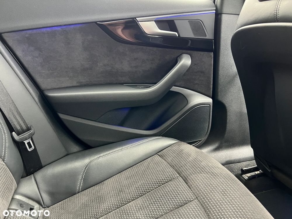 Audi A4 Avant 40 TDI S tronic quattro sport - 24