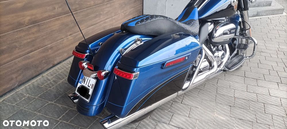 Harley-Davidson Touring Street Glide - 3