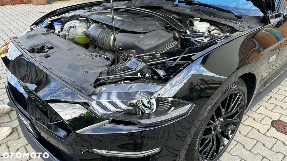 Ford Mustang 5.0 V8 GT - 4