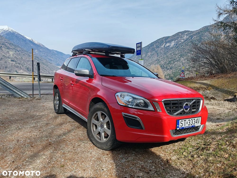 Volvo XC 60 D4 R-Design - 1