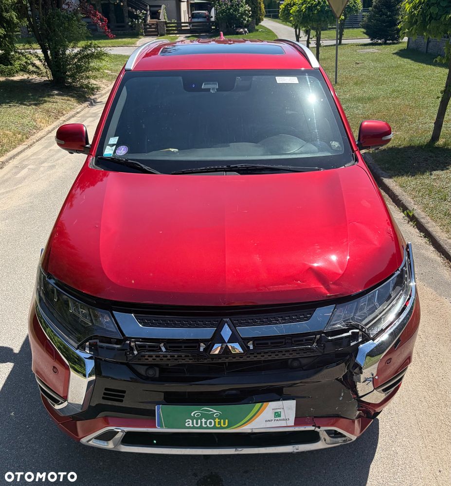 Mitsubishi Outlander - 4
