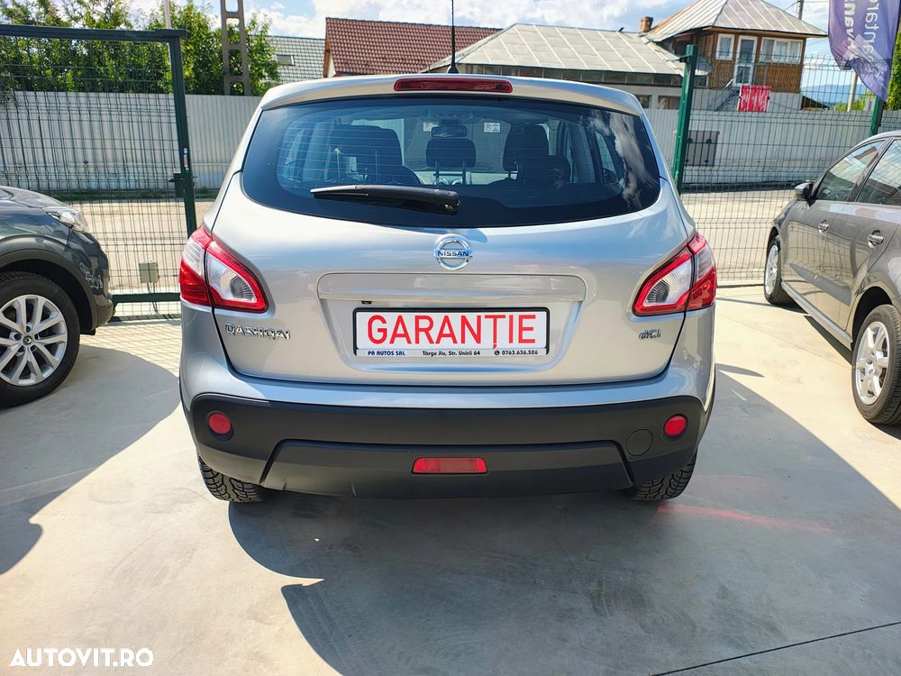 Nissan Qashqai 1.5 DCI N-Connecta - 11