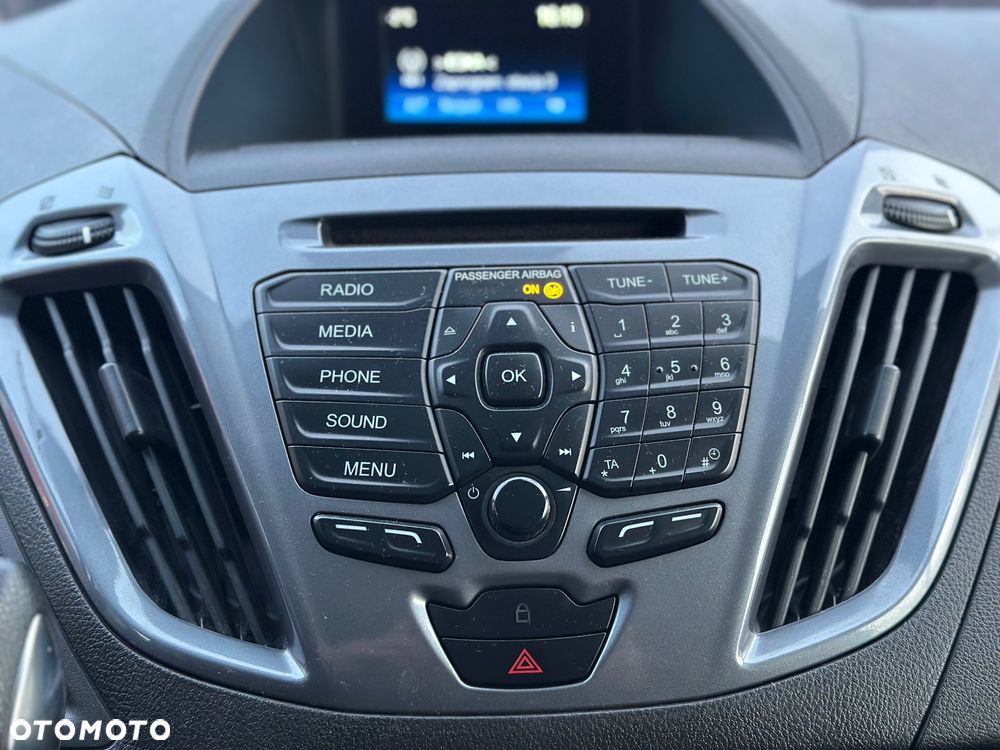 Ford Tourneo Custom 310 L1H1 VA Autm Titanium - 16