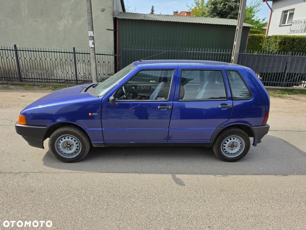Fiat Uno 1.7 DS - 9