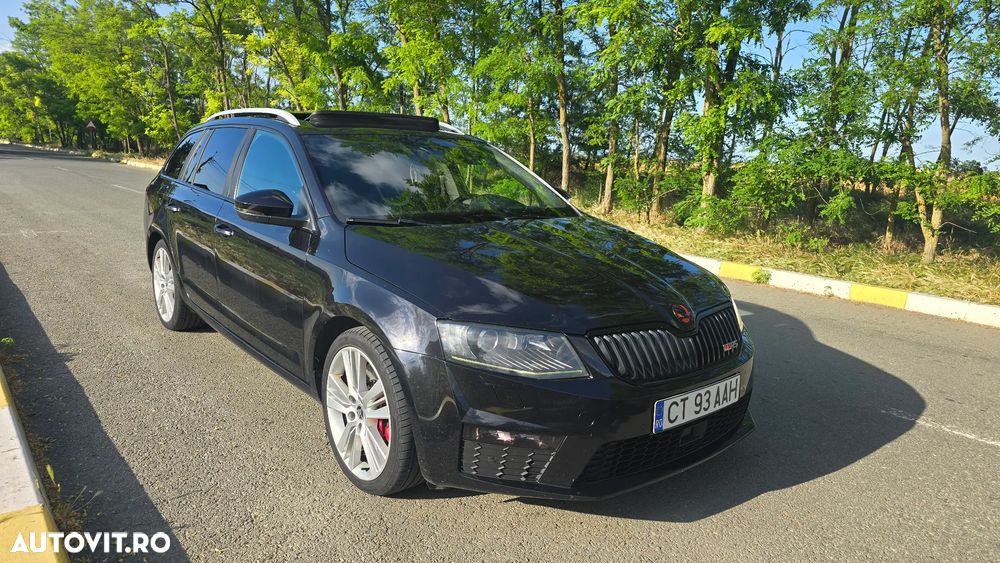 Skoda Octavia 2.0 TDI RS DSG - 2