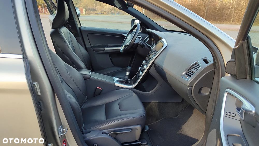 Volvo XC 60 D3 Edition Pro - 21