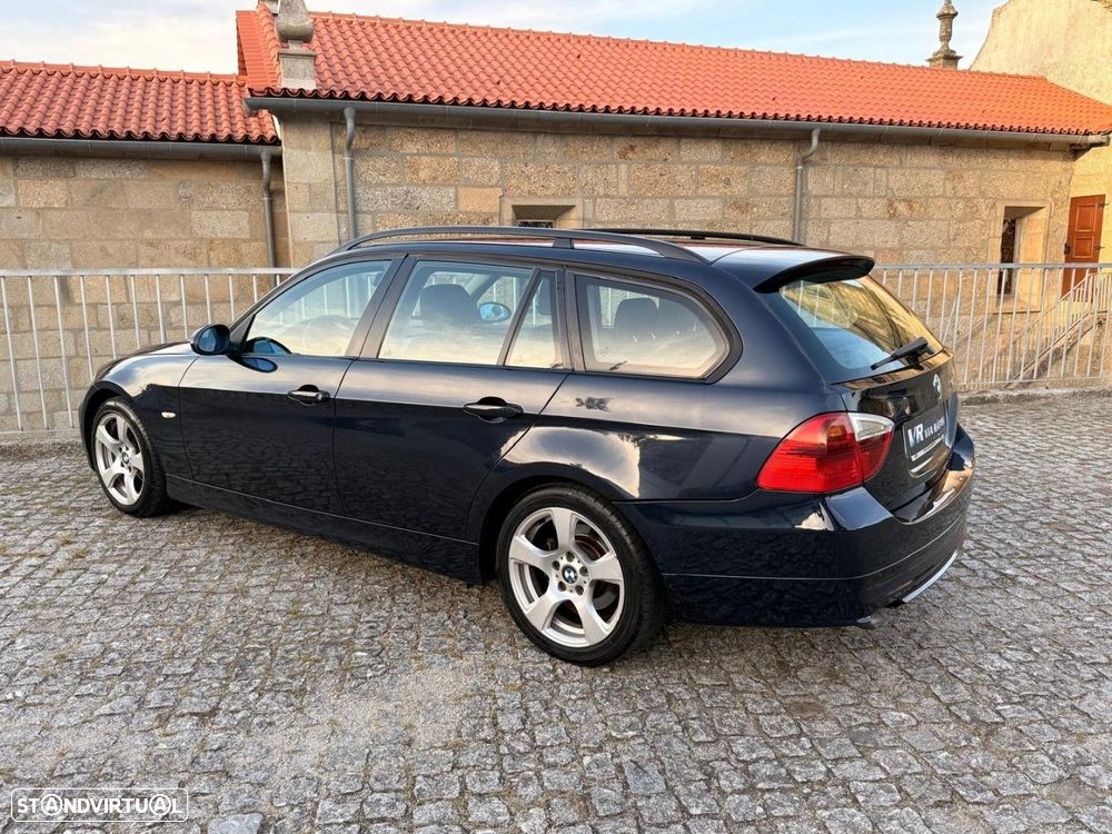 BMW 320 d Touring - 18