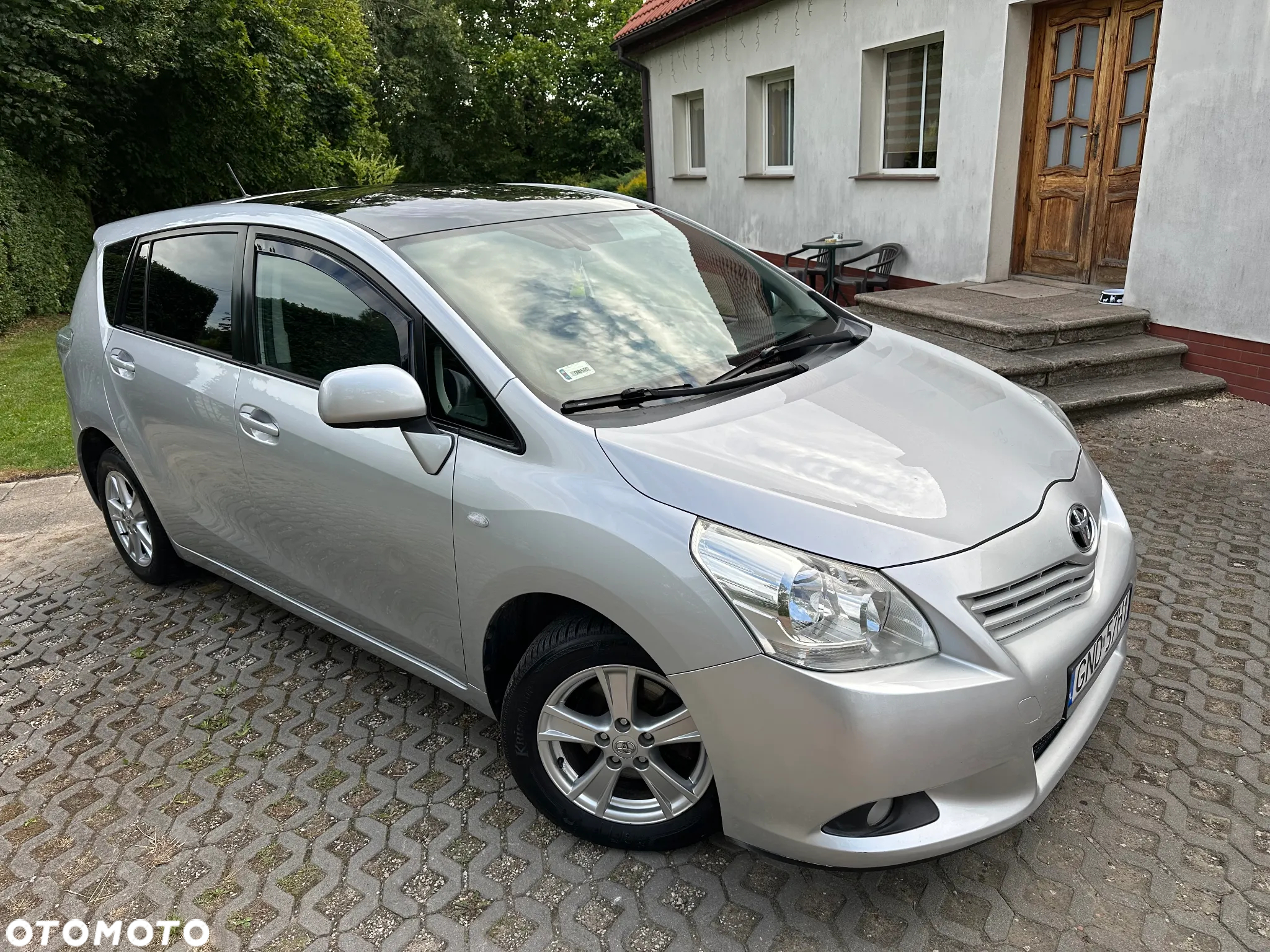 Toyota Verso 2.0 D-4D Luna 7os - 18