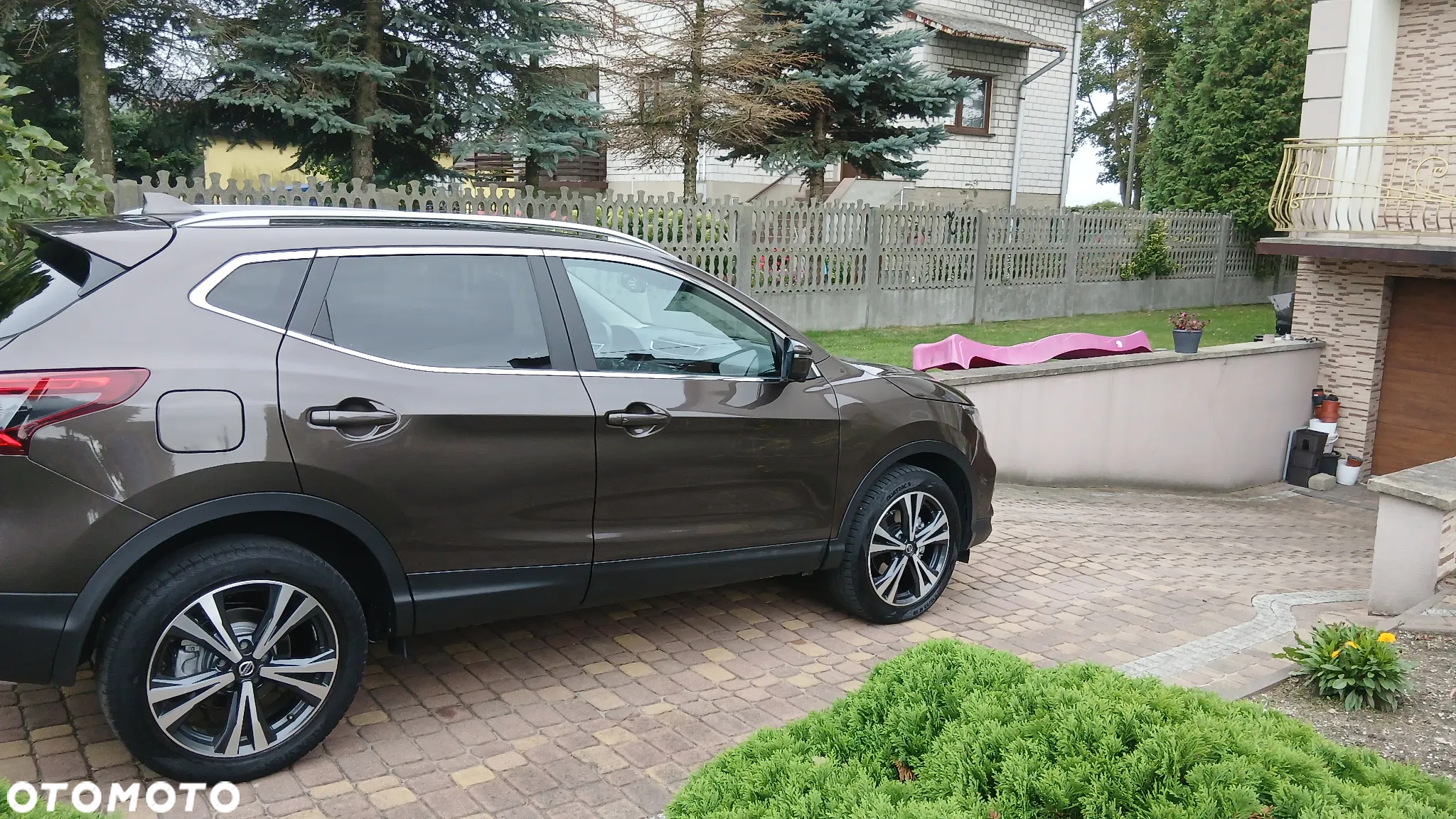 Nissan Qashqai 1.3 DIG-T N-Connecta EU6d - 17