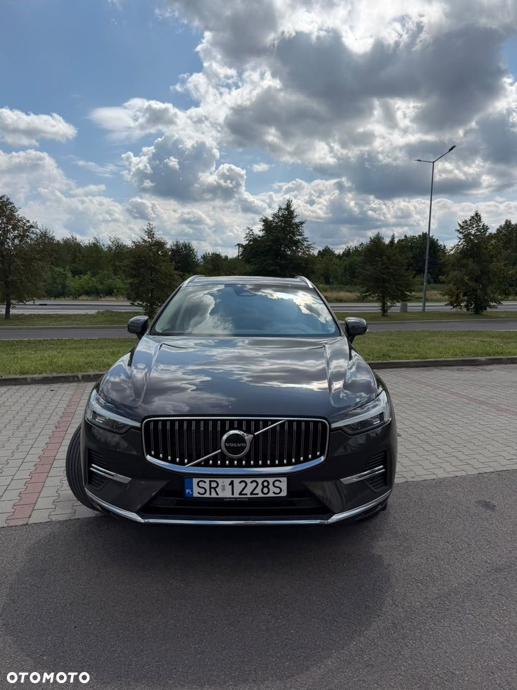 Volvo XC 60 B5 B AWD Plus Bright - 9
