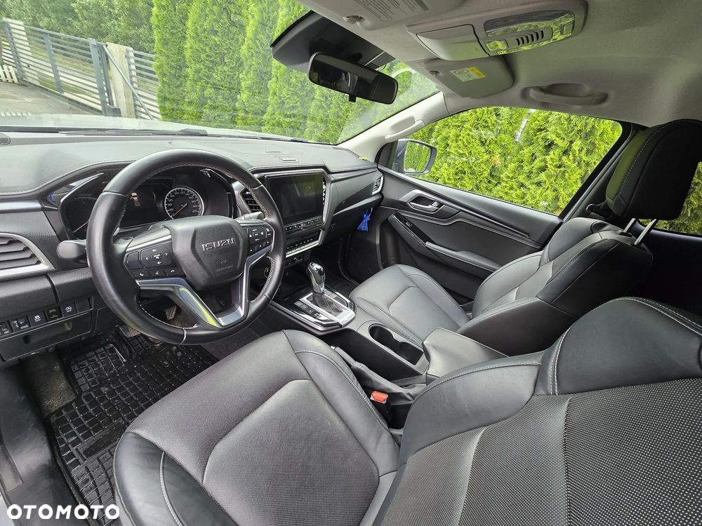 Isuzu D-Max - 8