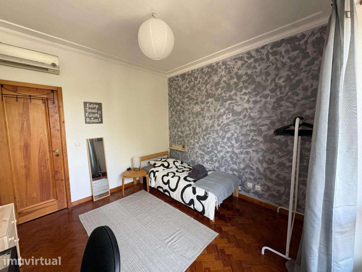 Quarto - localizado em Penha de França Lisbon - Grande imagem: 2/15