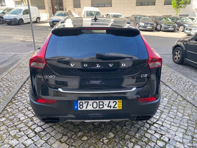 Volvo V40 Cross Country 1.6 D2 Summum - 17