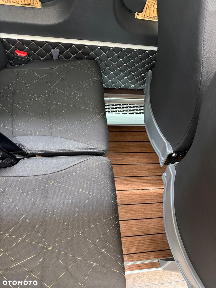 Mercedes-Benz Sprinter 519 - 5