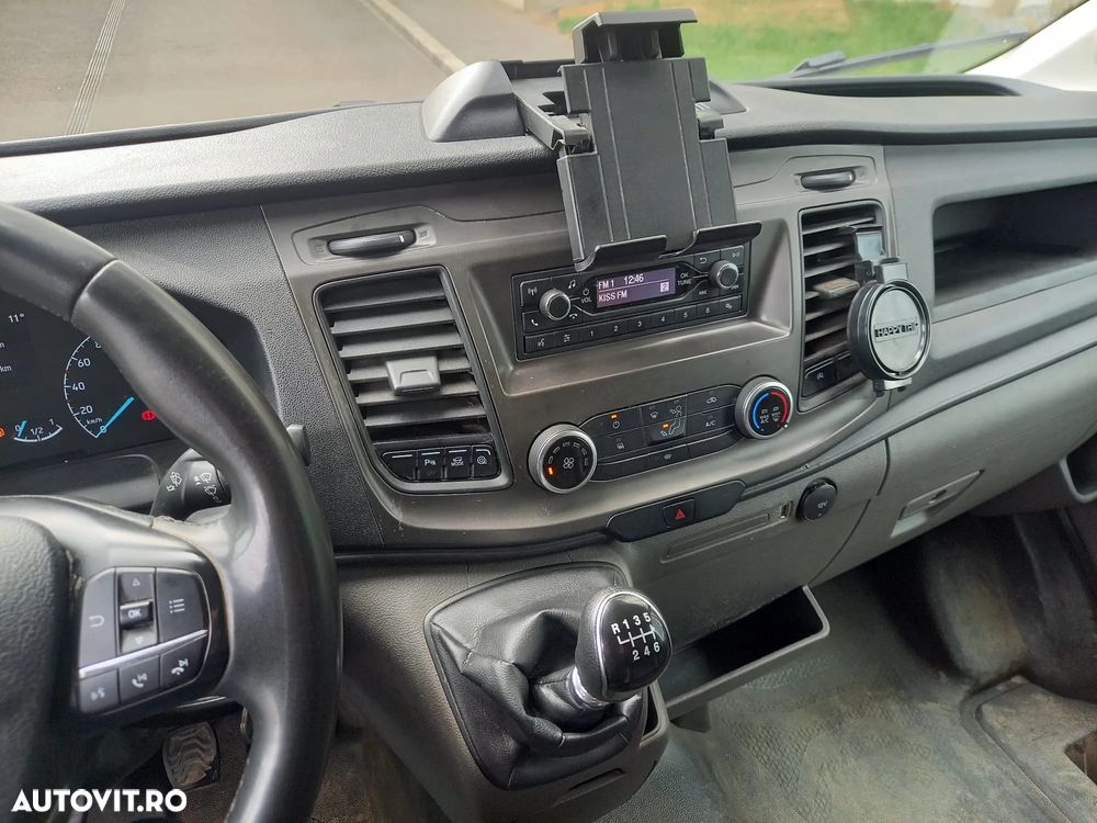 Ford Transit - 12
