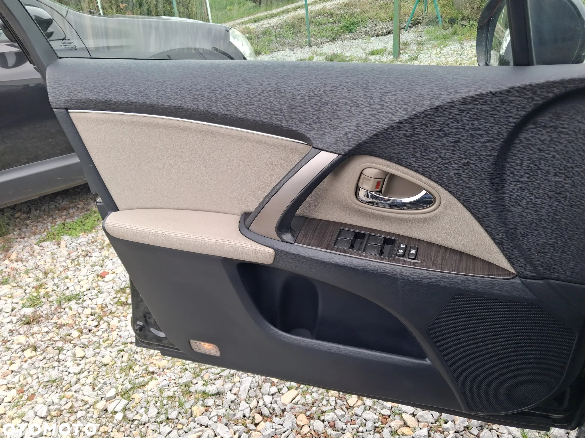 Toyota Avensis 2.0 Business Edition - 20