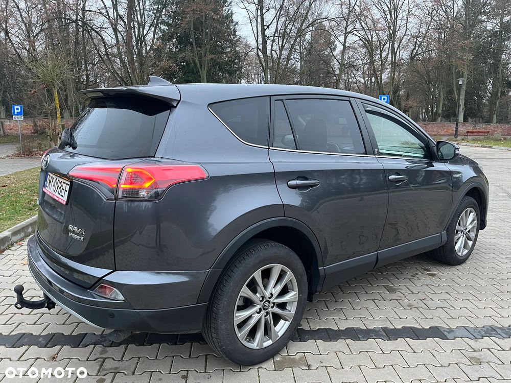 Toyota RAV4 - 23