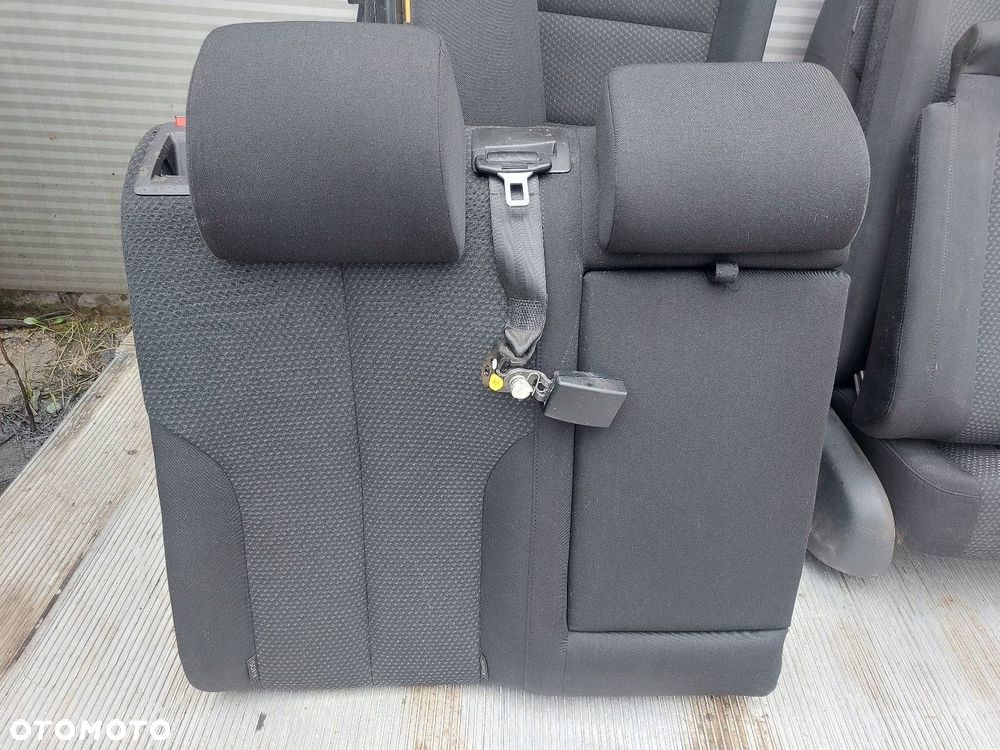 FOTELE KOMPLET LEWY PRAWY KANAPA TYŁ  VOLKSWAGEN PASSAT B6 - 2