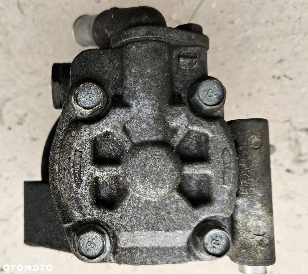 Ford Mondeo MK4 S-Max Galaxy 2.0 D TDCI  pompa wspomagania kierownicy 6G91 3A696- CD - 5