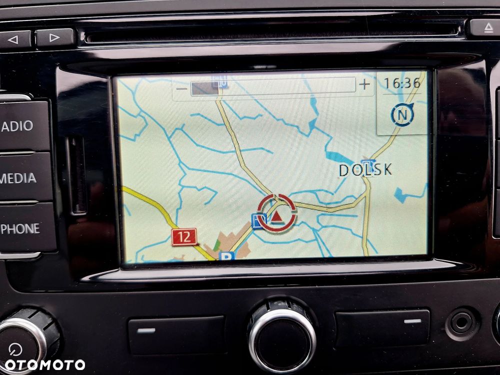 Volkswagen Touran - 24