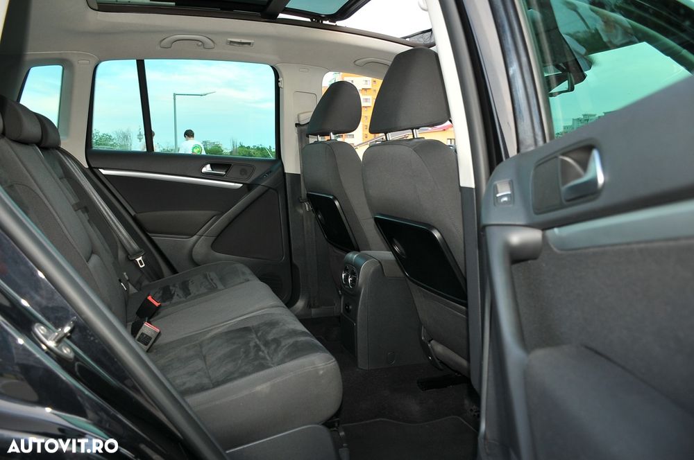 Volkswagen Tiguan 2.0 TDI DPF BlueMotion Technology Sport & Style - 8