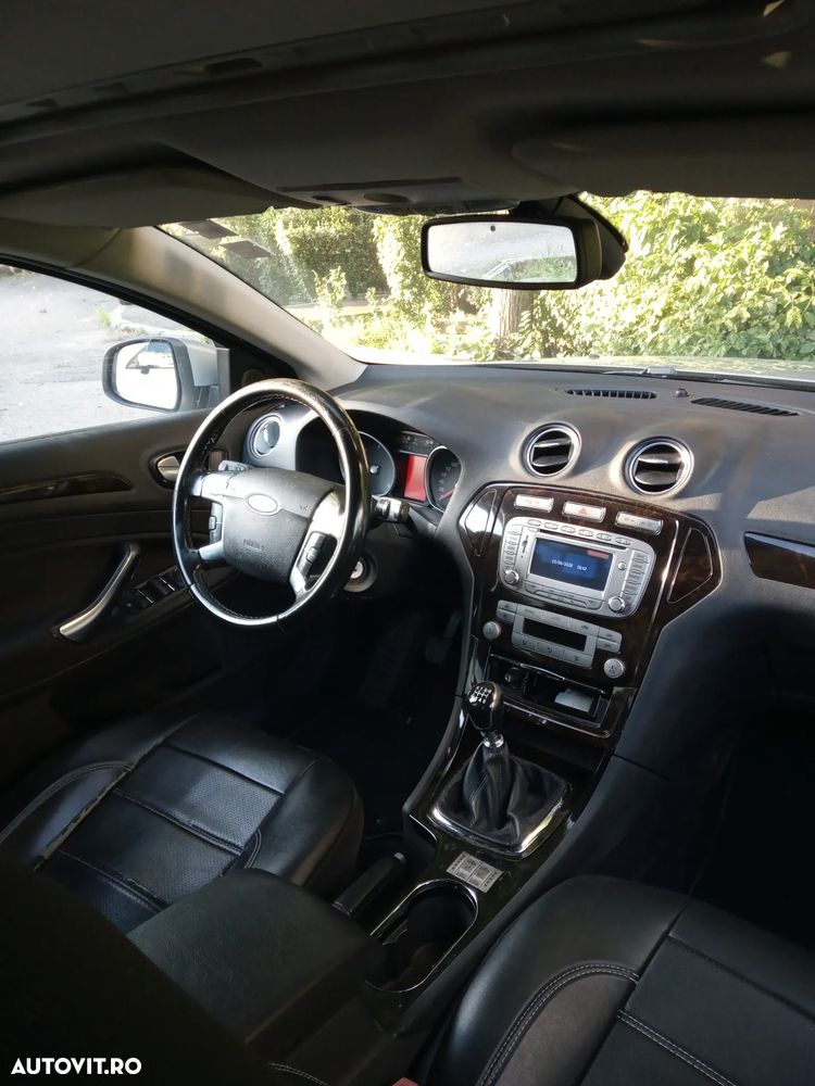 FORD Mondeo 2010 — imagine 12