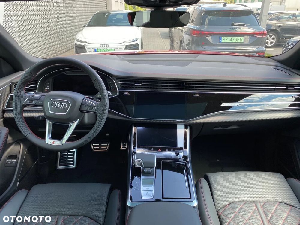 Audi Q8 - 16