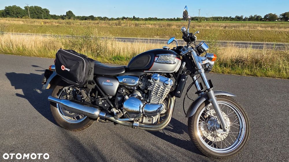 Triumph Thunderbird - 1