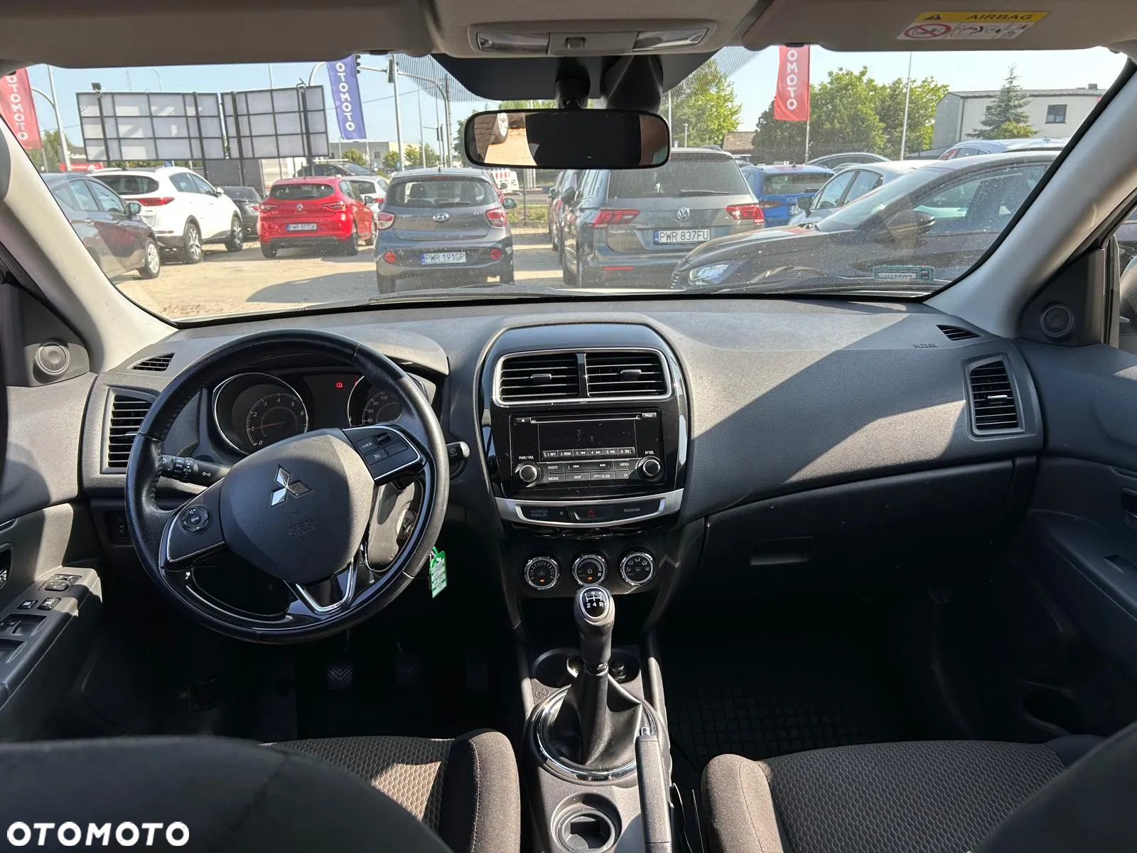 Mitsubishi ASX 1.6 Inform - 14