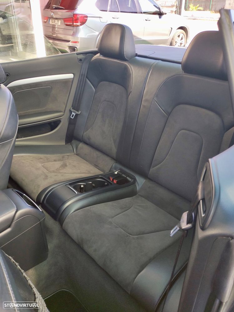 Audi A5 Cabrio 2.0 TDi S-line - 10