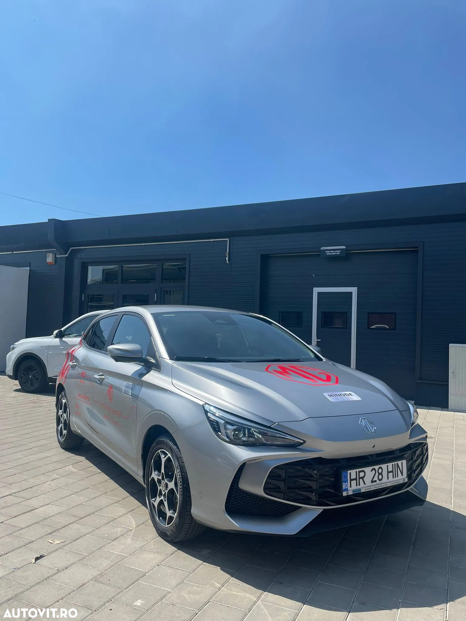 MG MG3 3 Hybrid+ Luxury - 2