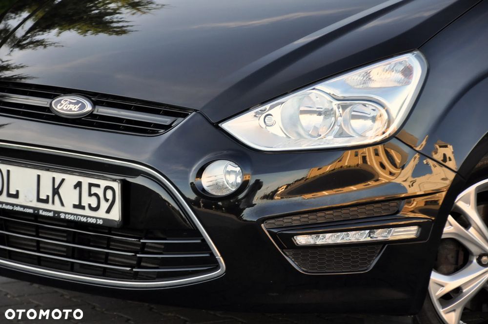 Ford S-Max - 12