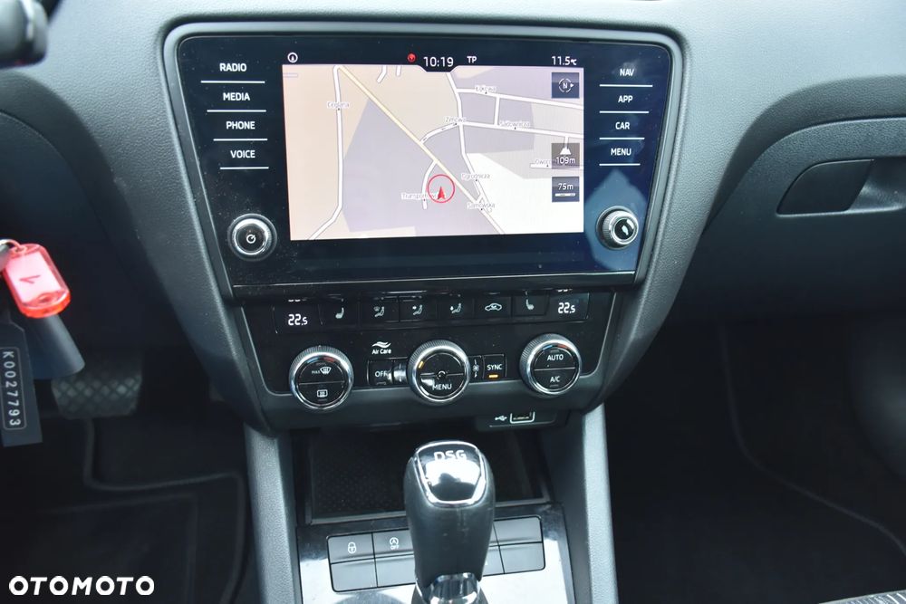 Skoda Octavia 2.0 TDI DSG Ambition - 16