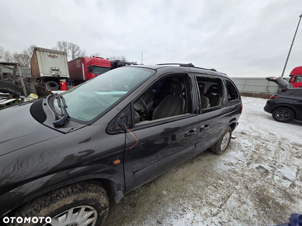 Chrysler Voyager 2.5 SE CRD - 8