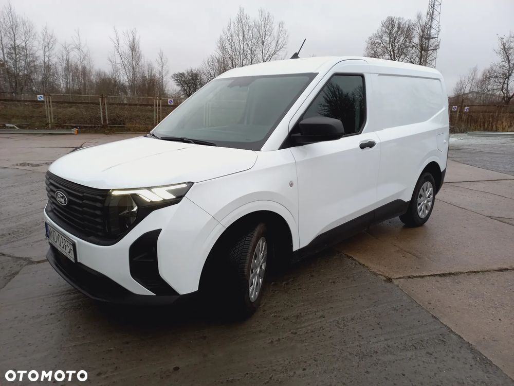 Ford Transit Courier - 6