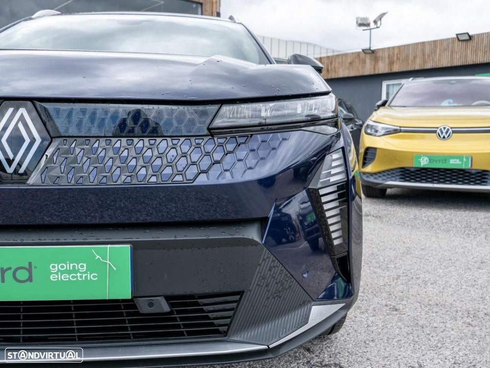 Renault Scénic 87 kWh Techno — fotografia 6