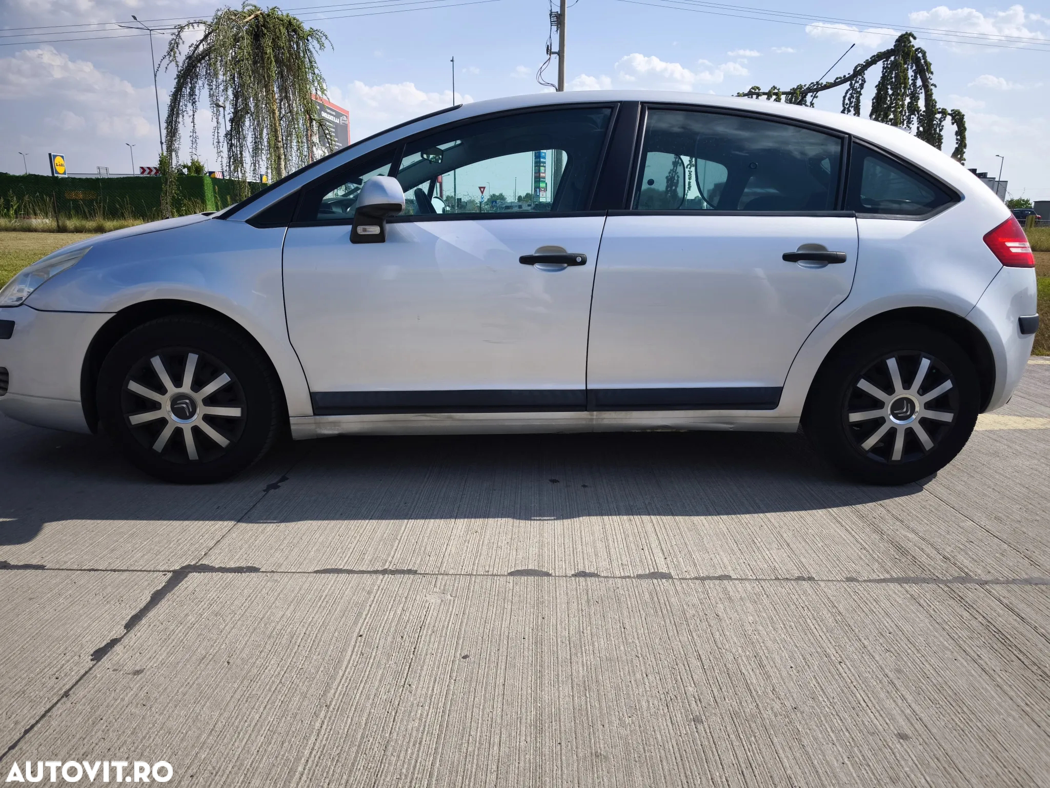 Citroën C4 1.6 HDI 16V SX - 8