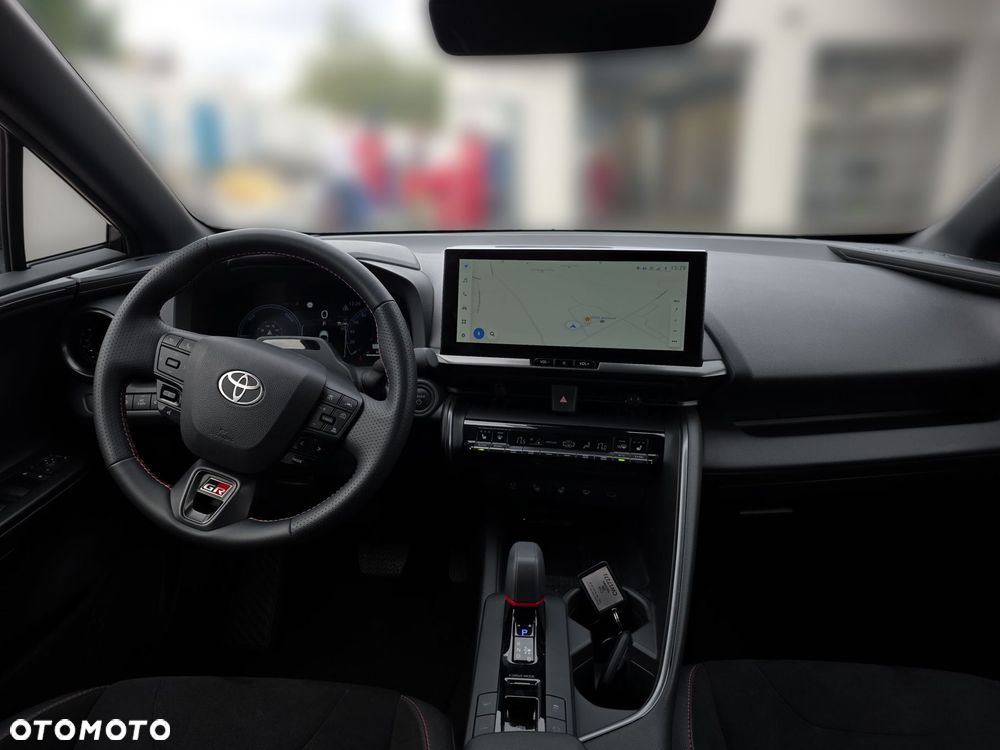 Toyota C-HR - 11
