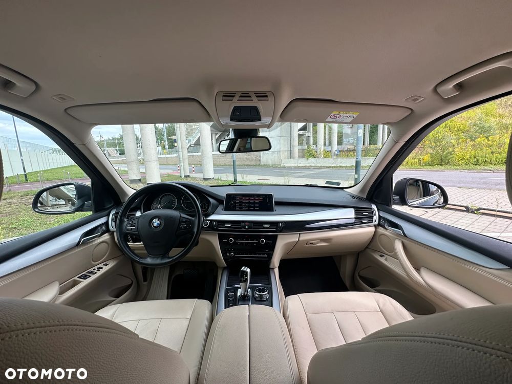BMW X5 xDrive25d - 23