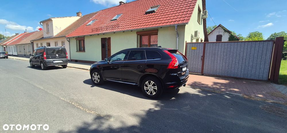 Volvo XC 60 D4 Drive-E R-Design Momentum - 10
