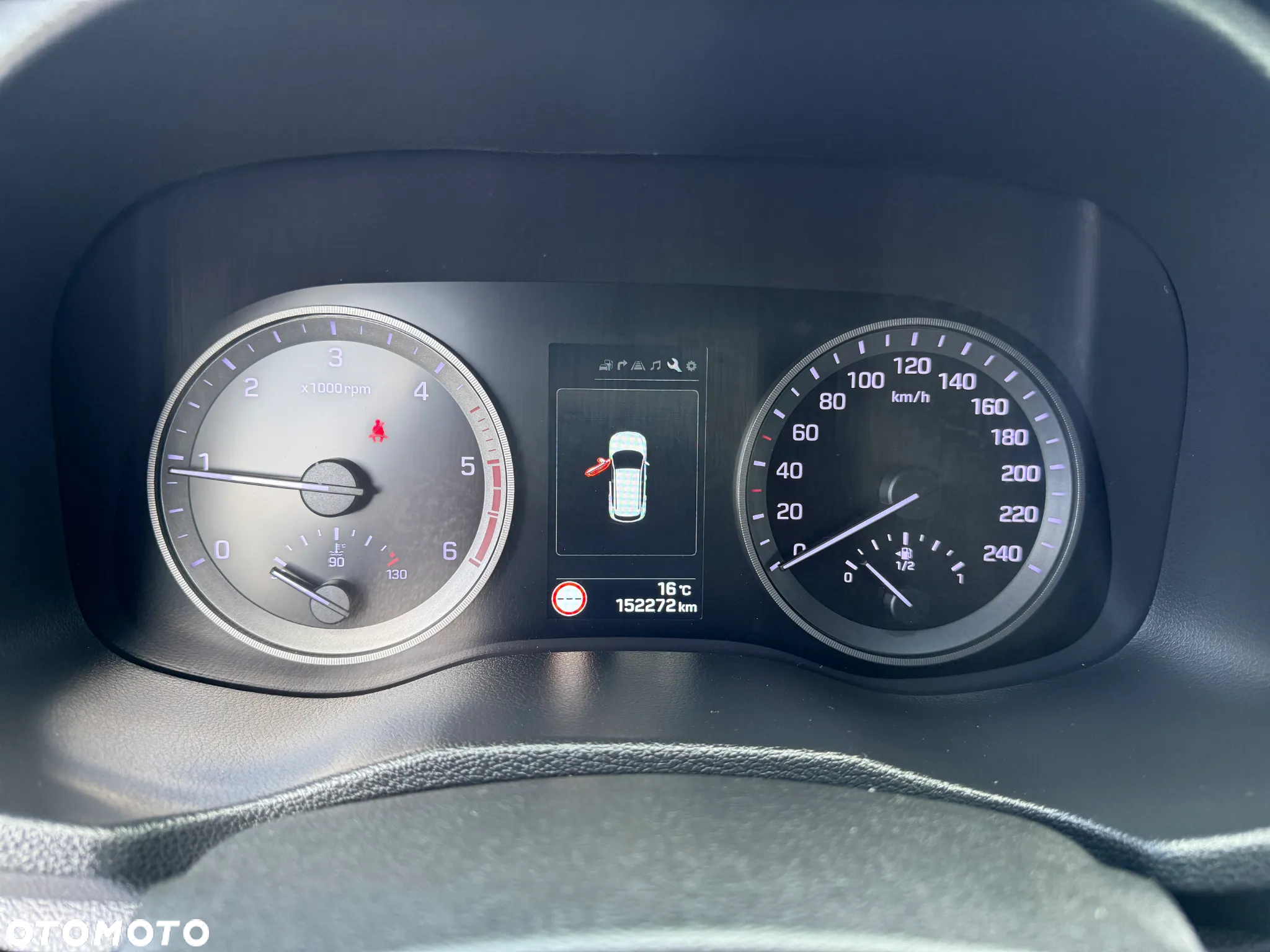 Hyundai Tucson blue 1.7 CRDi 2WD Style - 37