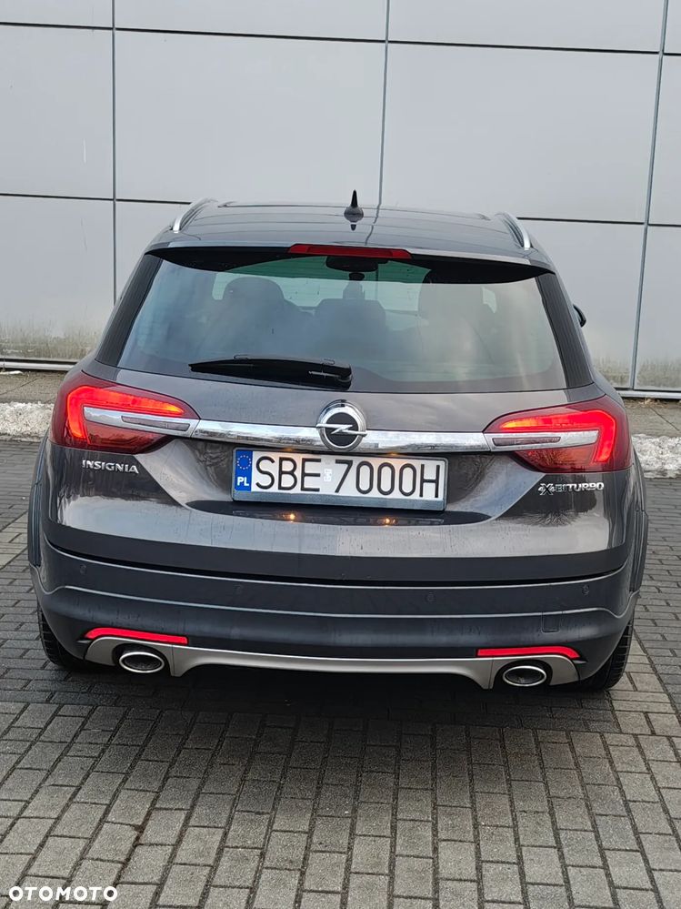 Opel Insignia 2.0 Bi Turbo CDTI 4x4 - 2