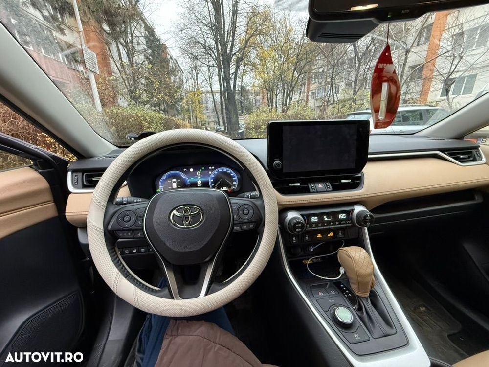 Toyota RAV4 2.5 Hybrid VVT-iE 4x4 Luxury - 2