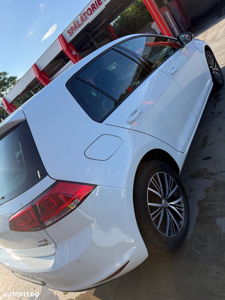 Volkswagen Golf 1.6 TDI 4Motion BlueMotion Technology Allstar - 10